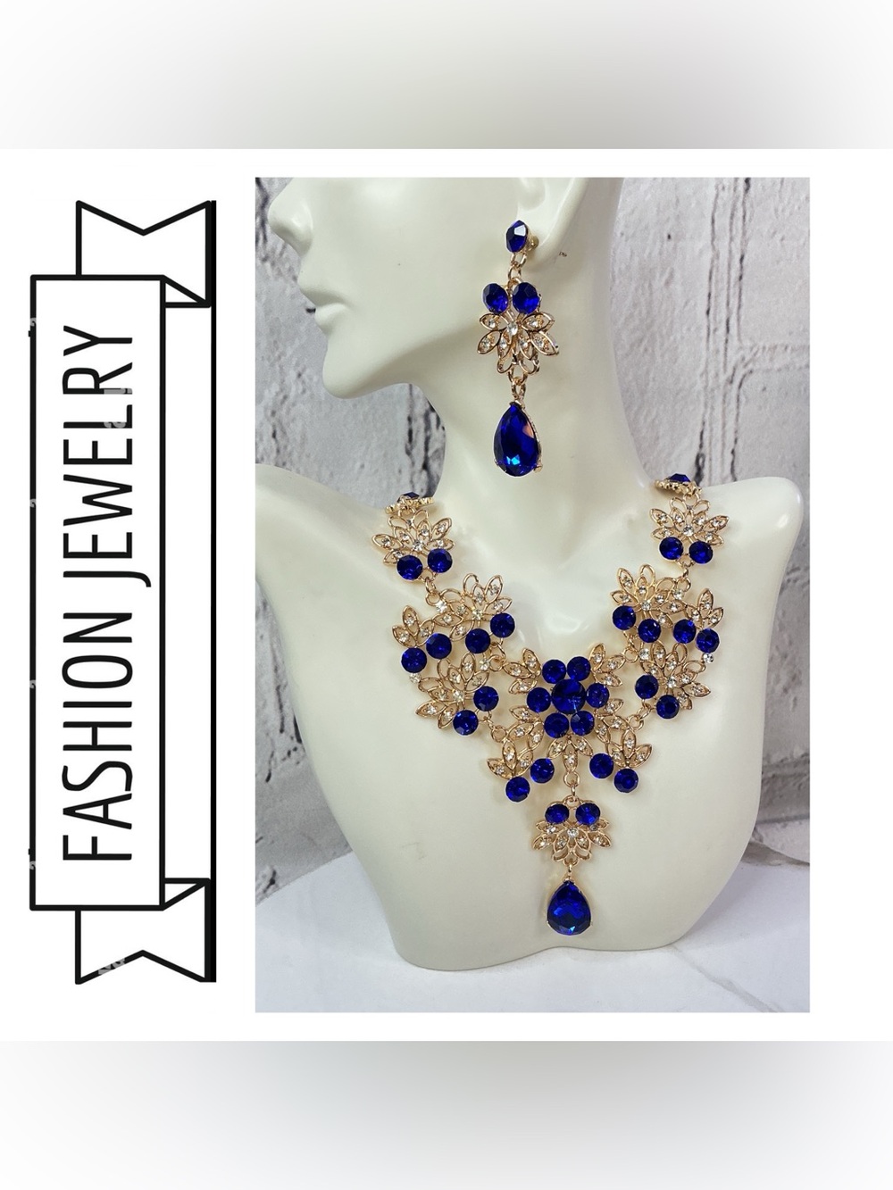 🌟🌟 Gold-Tone Necklace & Earring Set with Royal Blue Stones